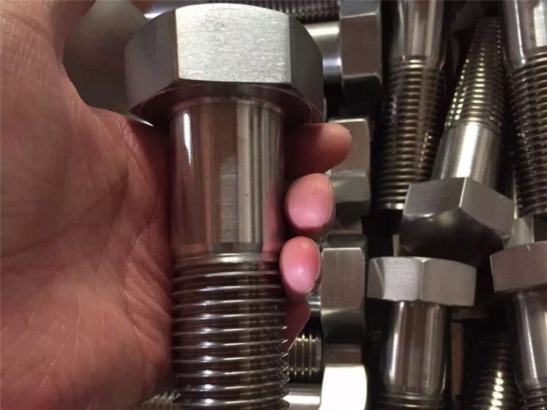 incoloy 825 en 2.4858 festingar úr ryðfríu stáli bolta skrúfu inconel718 en2.4668